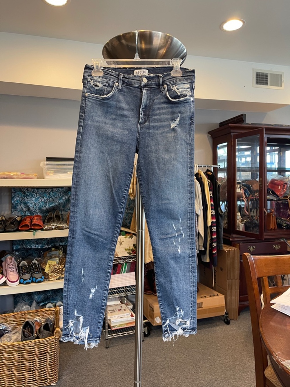 Agolde Frayed Hem Distressed Cropped Jeans in Blue size 28 skinny medium Wash